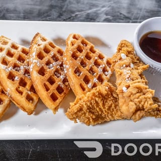 Chicken & Waffles